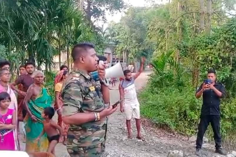 চোরাশিকারী হানার আশঙ্কা, গরুমারা জঙ্গলে হাইঅ্যালার্ট জারি বনদপ্তরের