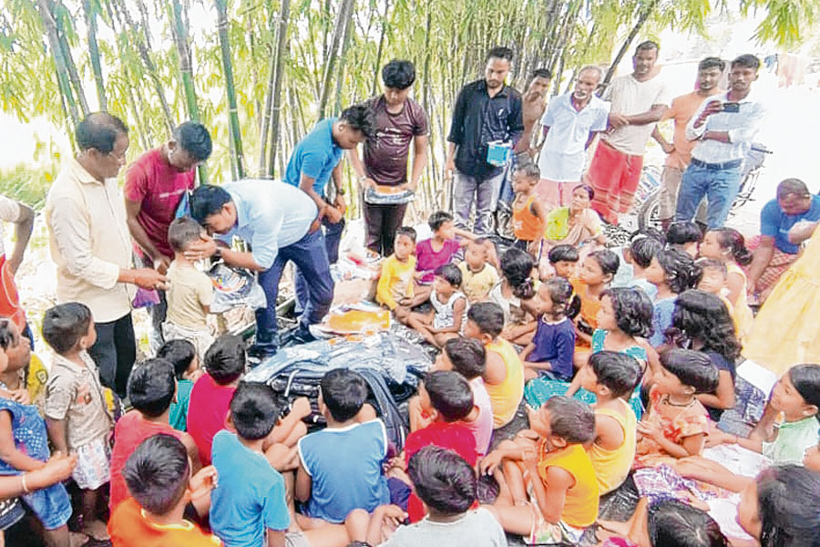 বিপর্যয় কাটিয়ে খুলেছে কালিখোলা সেতু, জোরকদমে চলছে সড়ক ও কালভার্ট মেরামত