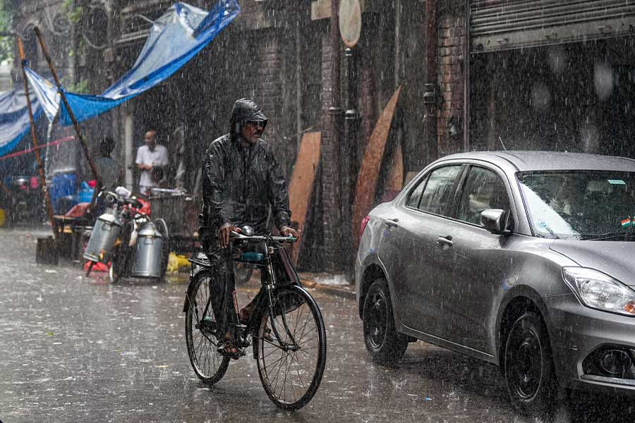 মন্থার প্রভাবে বঙ্গে গোটা সপ্তাহই ঝড়বৃষ্টি! উত্তরবঙ্গে কতটা বাড়বে দুর্যোগ?