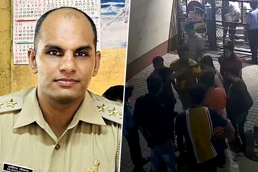 রাজপুরে রক্তাক্ত কাস্টমস অফিসার, ফ্ল্যাটে ঢুকে মারধর!