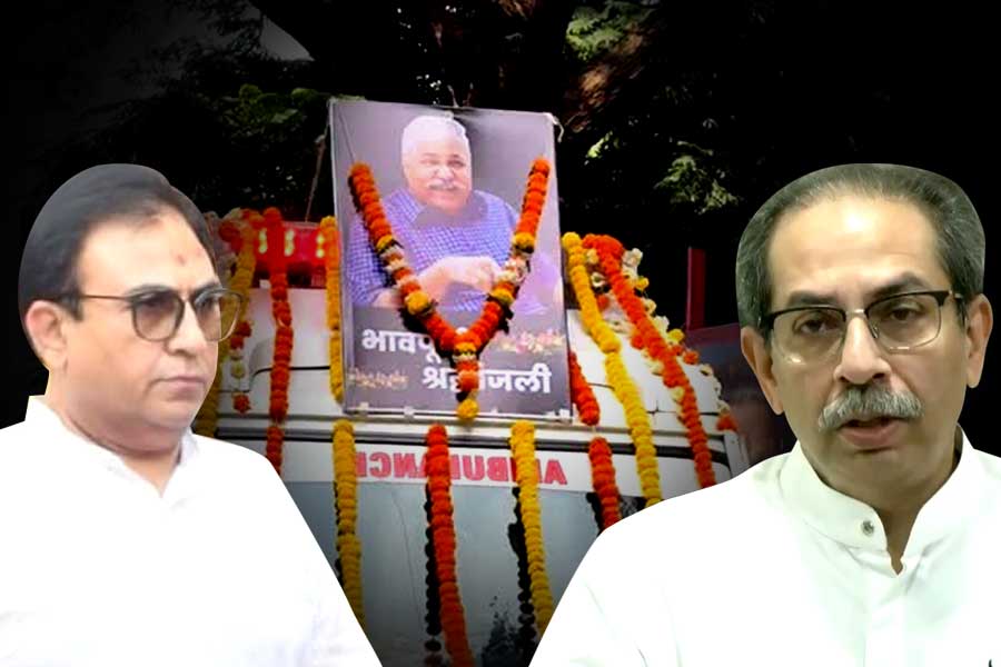‘সারাভাই’ সতীশ শাহর শেষযাত্রায় শামিল উদ্ধব ঠাকরে, দিলীপ যোশীরা