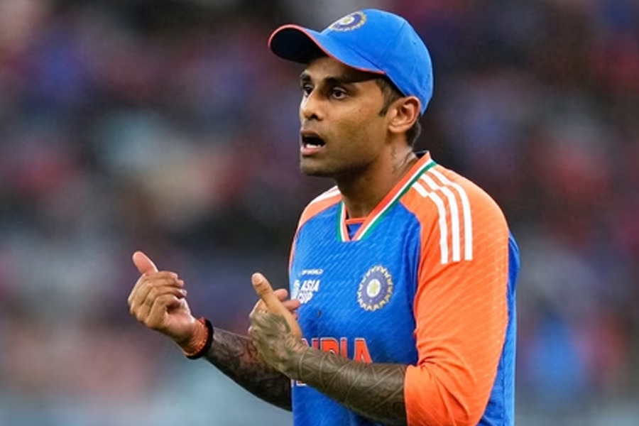 ‘রান তো আসবেই’, খারাপ ফর্ম হলেও অজি সফর নিয়ে আত্মবিশ্বাসী সূর্য