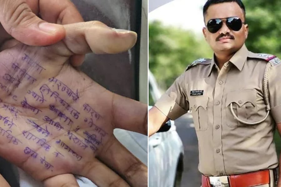 মহারাষ্ট্রে লাগাতার ধর্ষণের জেরে ‘আত্মঘাতী’ মহিলা চিকিৎসক! অবশেষে গ্রেপ্তার মূল অভিযুক্ত পুলিশ আধিকারিক