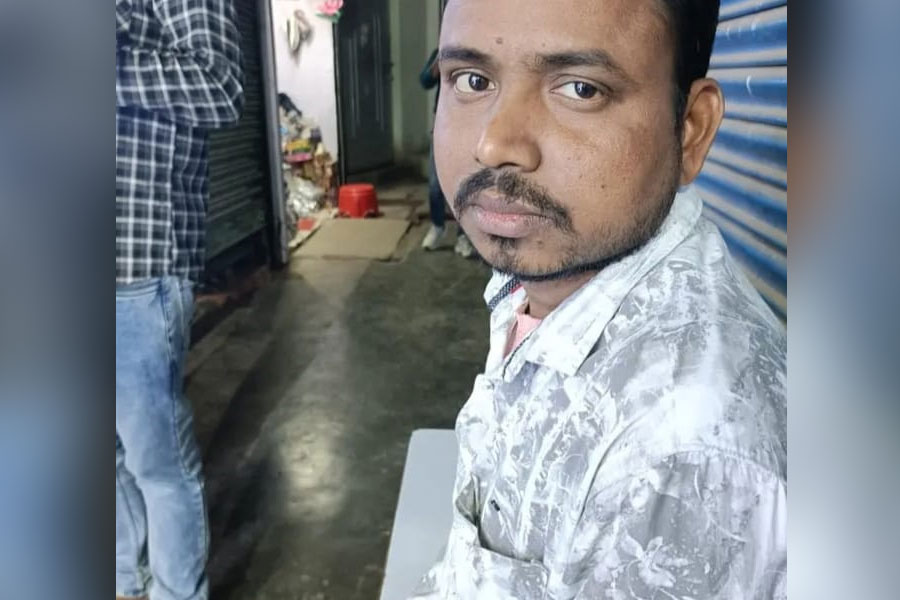 চড়া সুদে ধার, কিস্তি দিতে না পারায় বাড়ির দলিল কাড়ল মহাজন! আত্মঘাতী নাকাশিপাড়ার যুবক