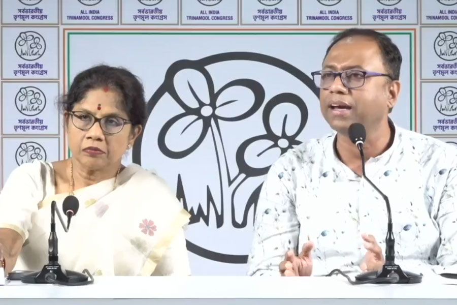 ‘রাষ্ট্র পরিচালিত সন্ত্রাস’, ত্রিপুরায় ‘গান্ধীবাদ’ ছেড়ে ‘সুভাষ’ হওয়ার ডাক তৃণমূলের