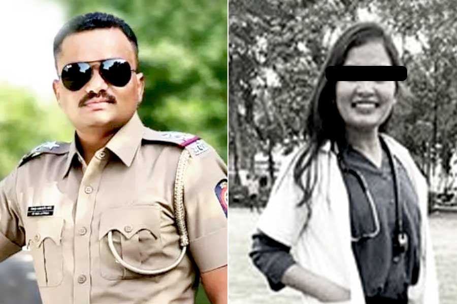 পুলিশের হাতেই ধর্ষণ, মহারাষ্ট্রে আত্মহত্যা মহিলা চিকিৎসকের!