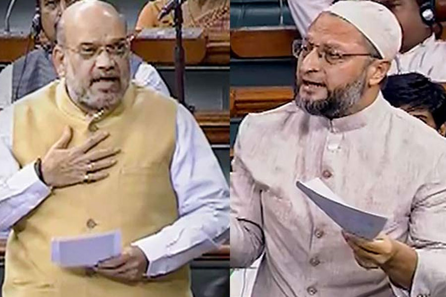 ‘জঙ্গিদের শনাক্ত করতে না পারার দায় কার?’ দিল্লি বিস্ফোরণ কাণ্ডে শাহকে তোপ ওয়েইসির