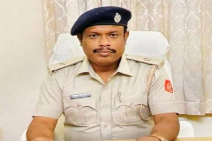 আইসিকে গালিগালাজ করেছিলেন অনুব্রত! জলপাইগুড়িতে বদলি হলেন সেই লিটন 