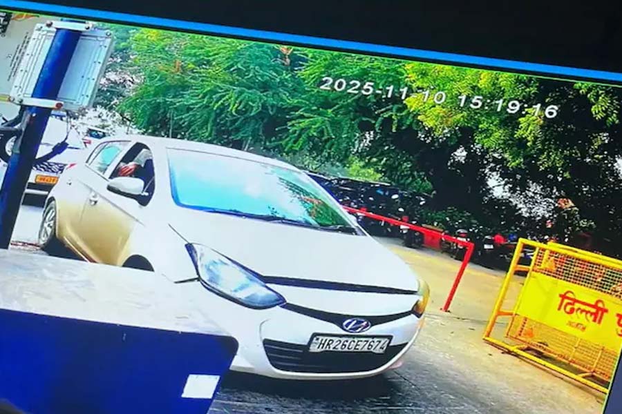 চারবার হাতবদল, দিল্লি বিস্ফোরণের ঘাতক গাড়ি ঘিরে ঘনাচ্ছে রহস্য