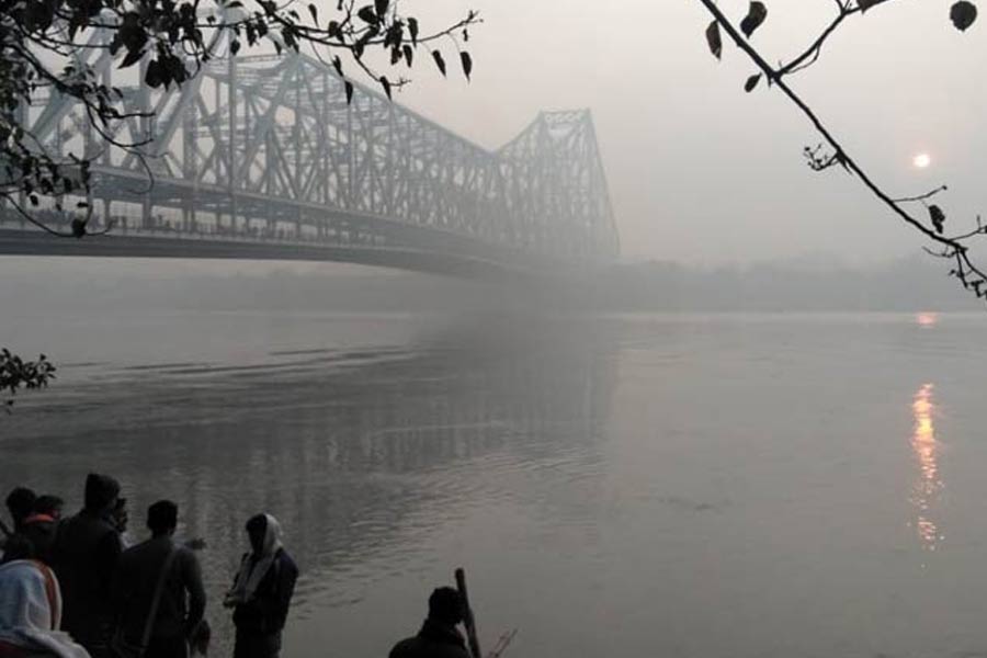 ১২ ডিগ্রির ঘরে কলকাতার তাপমাত্রা, মরশুমের শীতলতম দিনে জবুথবু গোটা বাংলা