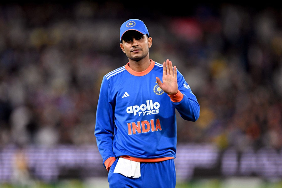 ফর্মের জন্য নয়, তাহলে কেন টি-২০ বিশ্বকাপ থেকে বাদ গিল? মুখ খুললেন আগরকর