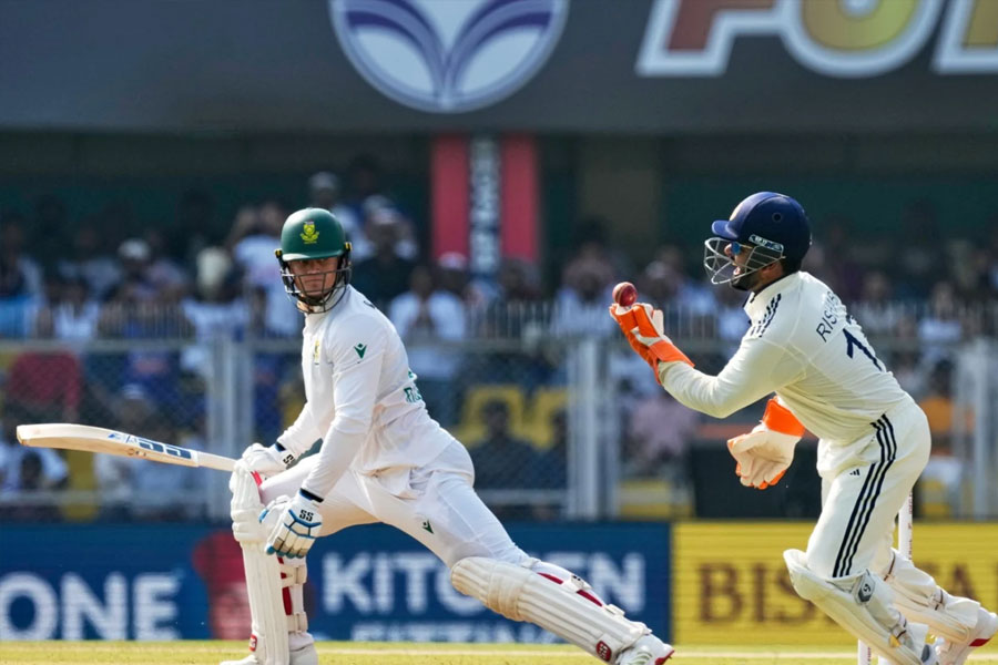 বড় রানের পথে দক্ষিণ আফ্রিকা, গুয়াহাটির ‘প্রথাভাঙা’ টেস্টে ফ্যাকাশে ভারতীয় বোলিং