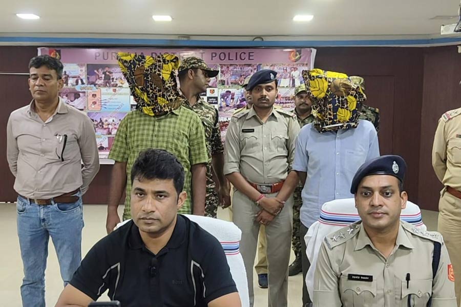 পূর্ব ভারত জুড়ে অপরাধের রমরমা, ২২ বছর পর পুলিশের জালে ‘মোস্ট ওয়ান্টেড ঘোষদা’!