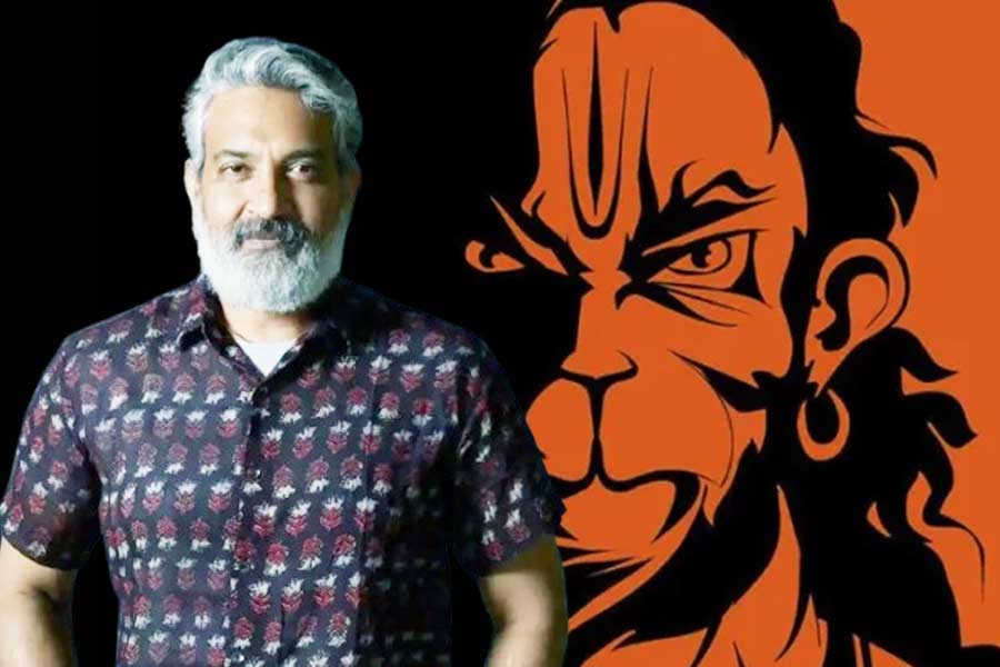 ট্রেলার মুক্তিতে যান্ত্রিক ত্রুটি, ‘হনুমানজি এভাবে দিশা দেখান?’, ব্যঙ্গ করে বিতর্কে রাজামৌলি