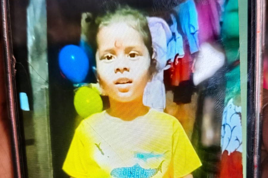 খেলতে গিয়ে উধাও! ৩ দিনের মাথায় উদ্ধার শিশুর দেহ, দুর্ঘটনা নাকি অন্য কিছু?