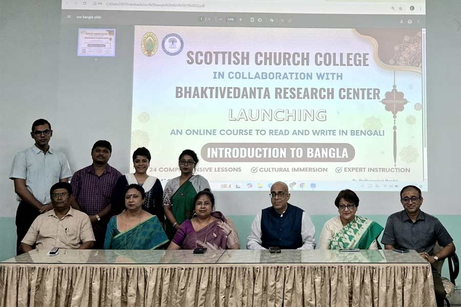‘এসো বাংলা শিখি’, বাংলা ভাষার বিস্তারে যুগান্তকারী পদক্ষেপ স্কটিশ চার্চ কলেজের