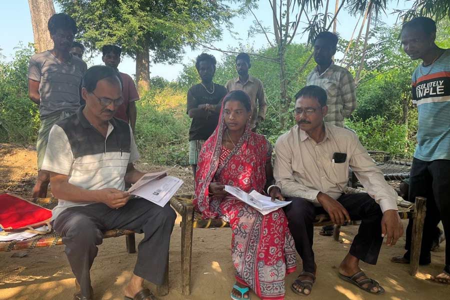 ঝাড়খণ্ড থেকে বিয়ে হয়ে আসা শবর মহিলাদের নথির মান্যতা দিচ্ছে না কমিশন, অথৈ জলে আদিম জনজাতি