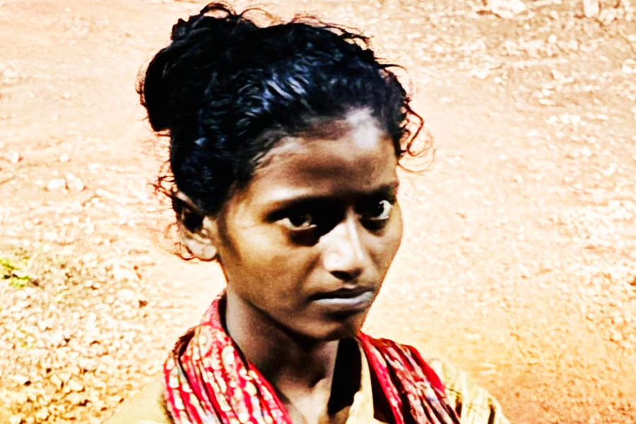 মাথার দাম ছিল ১৪ লক্ষ, মধ্যপ্রদেশে আত্মসমর্পণ মাওবাদী নেত্রী সুনীতার