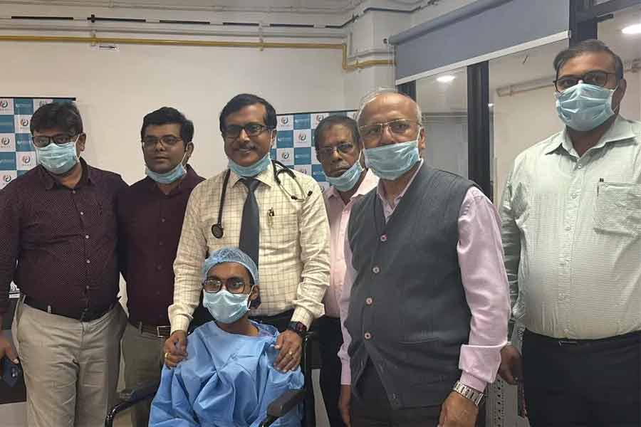 কিডনি প্রতিস্থাপনে সাফল্য, নয়া দিশা দেখাচ্ছে মধ্যমগ্রামের ভিভা সিটি হাসপাতাল