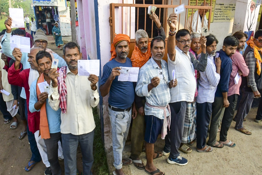 বিহারের নতুন বিধানসভায় অর্ধেকের বেশির নামেই অপরাধের অভিযোগ! ৯০ শতাংশই কোটিপতি