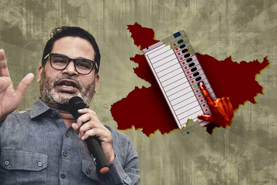 বিহারে প্রথম দফায় রেকর্ড ভোট, ‘পরিবর্তন আসছে’, দাবি পিকে-সহ বিরোধীদের