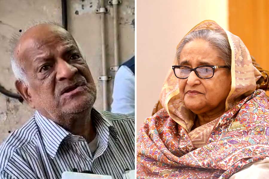 রাজনৈতিক উদ্দেশ্যে রায়! হাসিনার পাশে দাঁড়িয়ে ইউনুস প্রশাসনকে কাঠগড়ায় তুললেন চিন্ময় প্রভুর আইনজীবী