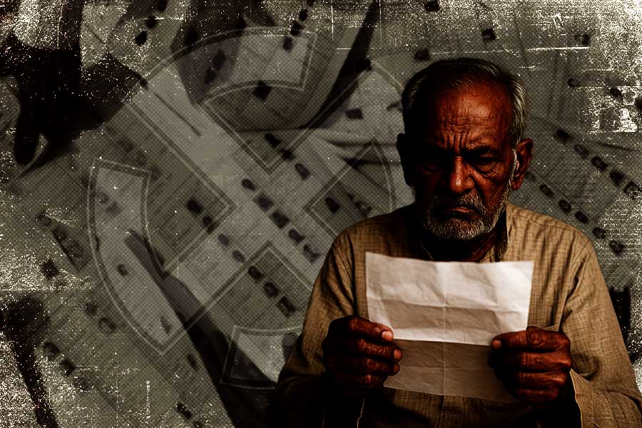 ফর্ম আসেনি মেয়ের, দেশছাড়া হওয়ার আতঙ্কে এবার আত্মঘাতী জলপাইগুড়ির প্রৌঢ়!