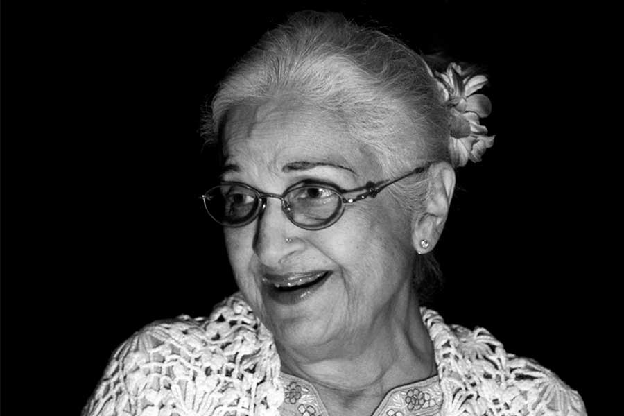 প্রয়াত প্রবীণতম অভিনেত্রী কামিনী কৌশল, বিনোদুনিয়ায় ফের শোকের ছায়া