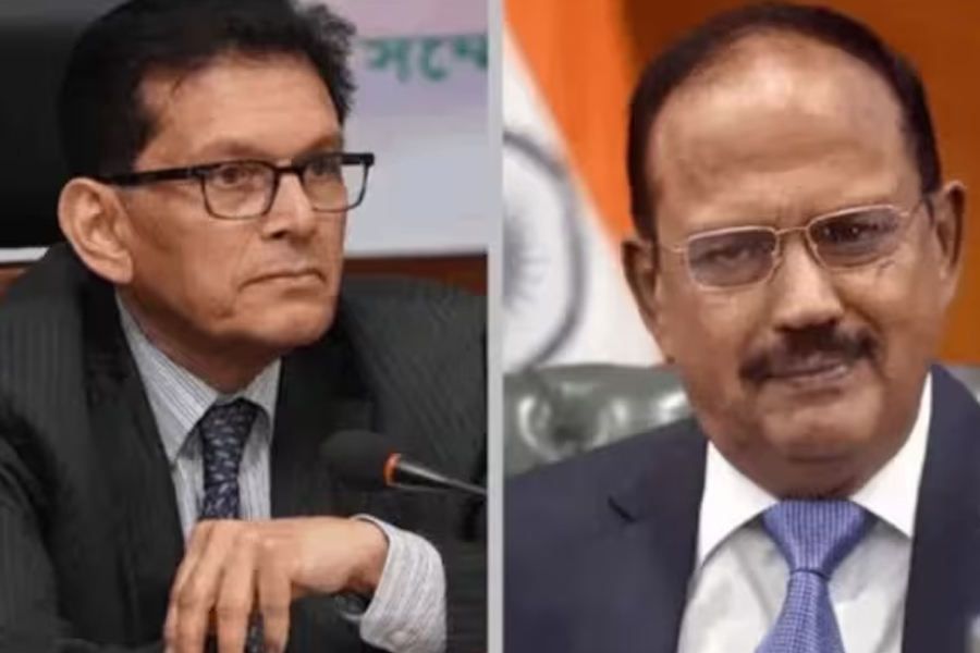 হাসিনার প্রত্যর্পণ জটিলতার মধ্যে দিল্লিতে বাংলাদেশের জাতীয় নিরাপত্তা উপদেষ্টা, আমন্ত্রণ ডোভালকে