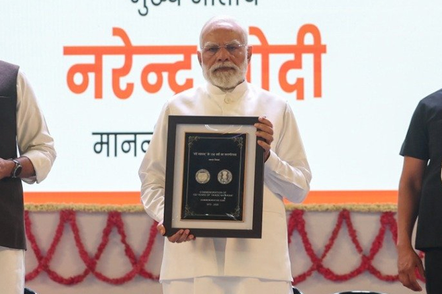 ‘ভারতের একতার প্রতীক’, বন্দে মাতরমের ১৫০ বছর পূর্তিতে দেশবাসীকে ‘মন্ত্র’ মোদির