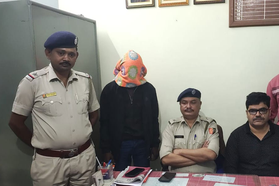 দিল্লি পাচারের আগে বিপুল মাদক উদ্ধার ফরাক্কায়, ধৃত মালদহের যুবক
