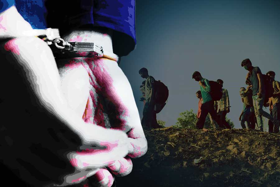 আধার-ভোটারে কাজ হল না, এবার ‘বাংলাদেশি’ তকমায় ওড়িশায় আটক বীরভূমের ৫ পরিযায়ী শ্রমিক!