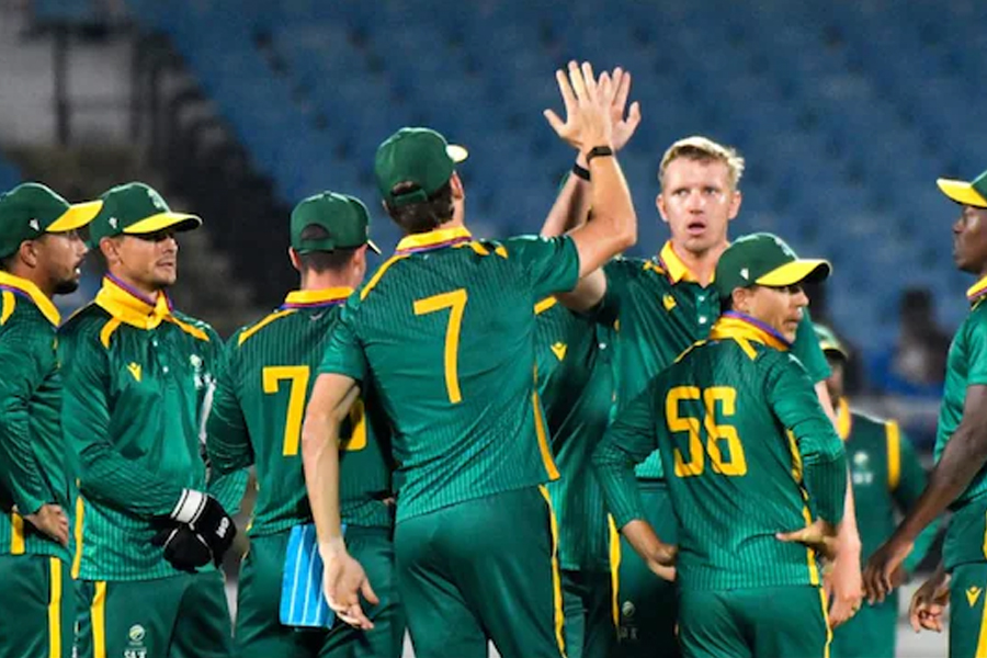 ফের ভারতের ব্যাটিং বিপর্যয়, ‘দাদা’দের পর দক্ষিণ আফ্রিকার কাছে ধরাশায়ী ‘ভাই’রাও