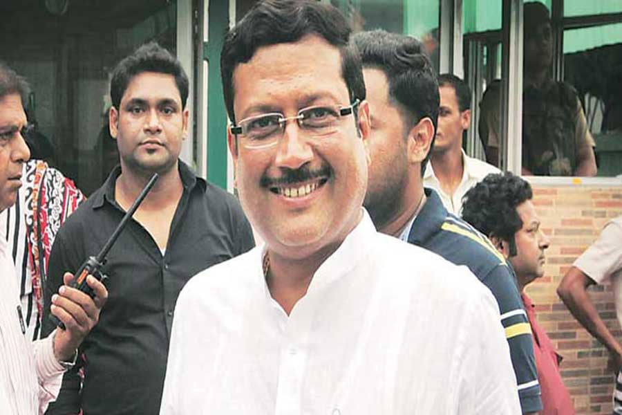 ২০০২-এর তালিকায় নাম নেই সস্ত্রীক সব্যসাচীর! ক্ষুব্ধ তৃণমূল নেতা