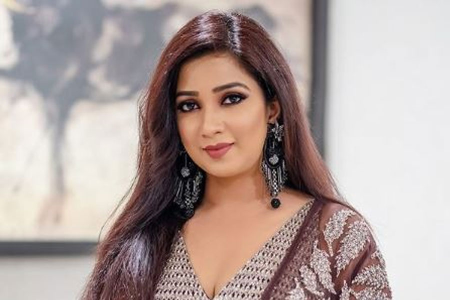 শ্রেয়ার কনসার্টে চরম বিশৃঙ্খলা, ভিড়ের চাপে আহত একাধিক, কাঠগড়ায় কর্তৃপক্ষ