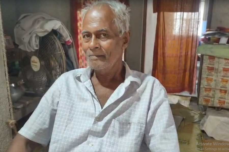 বৃদ্ধ দম্পতিকে বাবা-মা সাজিয়ে এনুমারেশন ফর্ম পূরণ তিন ভাইয়ের! কীর্তি ফাঁস হতেই চাঞ্চল্য বাগদায়
