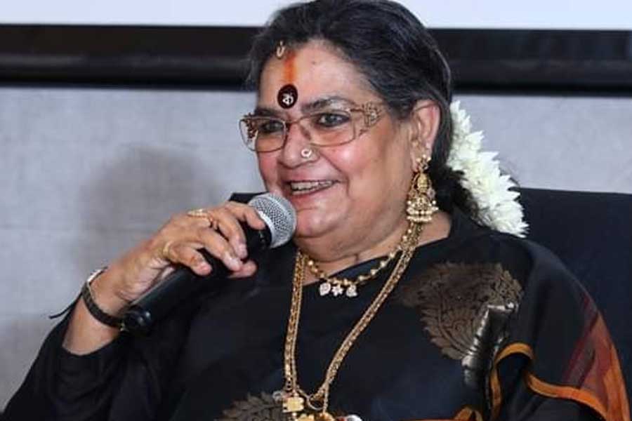 উরি উরি বাবা…, পপ সম্রাজ্ঞী ঊষা উত্থুপের দীর্ঘ জার্নি সেলিব্রেশনে কলকাতা, কবে অনুষ্ঠান?