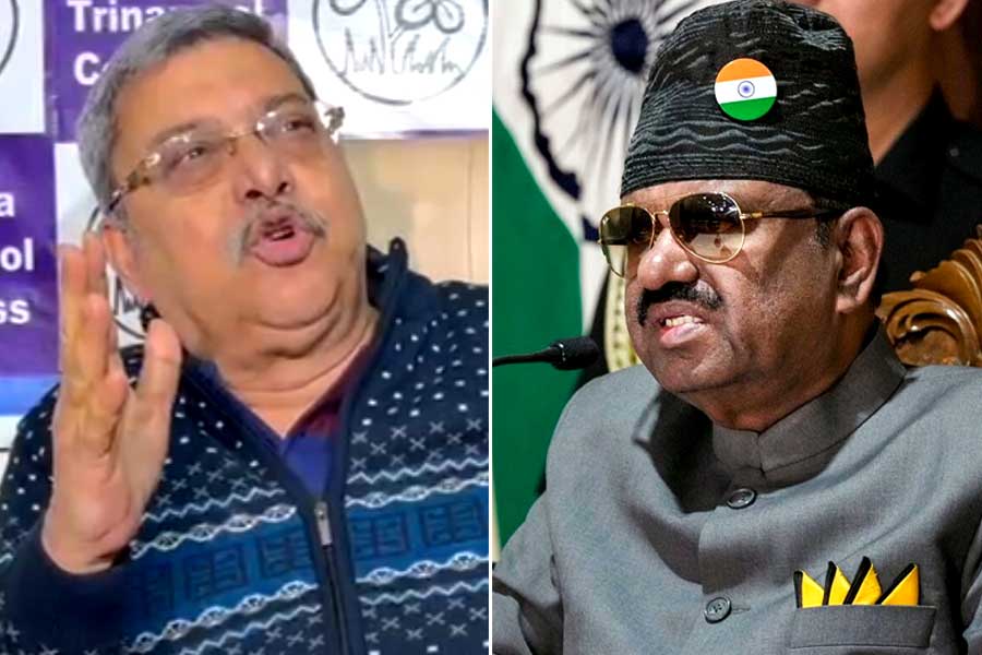 ‘বিজেপির দালাল, মামলা করব,’ রাজ্যপালকে বেনজির আক্রমণ কল্যাণ বন্দ্যোপাধ্যায়ের