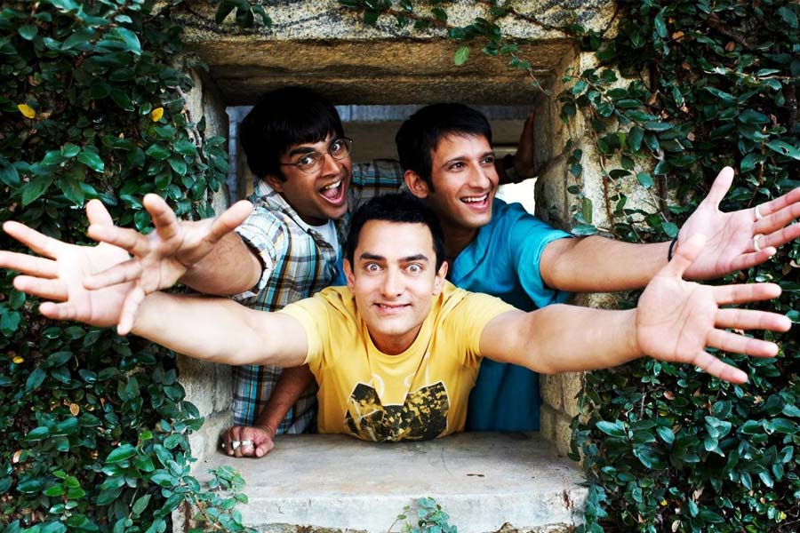 ১৫ বছর বাদে আসছে ‘থ্রি ইডিয়টস’-এর সিক্যুয়েল, ফের ব়্যাঞ্চো-রাজু, ফারহানের ‘দোস্তি’ দেখবে দুনিয়া