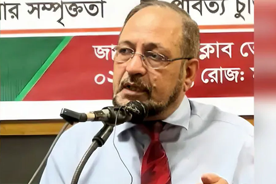 ‘ভারত টুকরো টুকরো না হলে বাংলাদেশে শান্তি আসবে না’, প্রাক্তন বাংলাদেশি সেনাকর্তার মন্তব্যে বিতর্ক