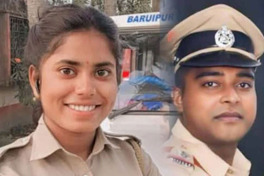 ক্যানিংয়ে মহিলা হোমগার্ড খুনে অভিযুক্ত SI-কে সাসপেন্ড, তদন্তে ৬ সদস্যের সিট
