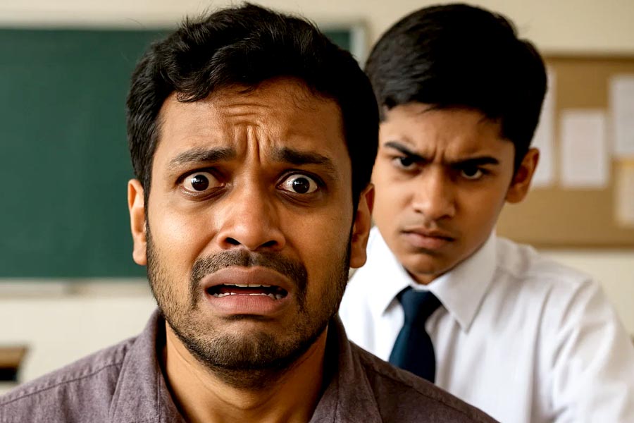 ক্লাসে বকুনির ‘প্রতিশোধ’, প্রধান শিক্ষকের মাথায় সটান বন্দুক ধরল নবম শ্রেণির পড়ুয়া!