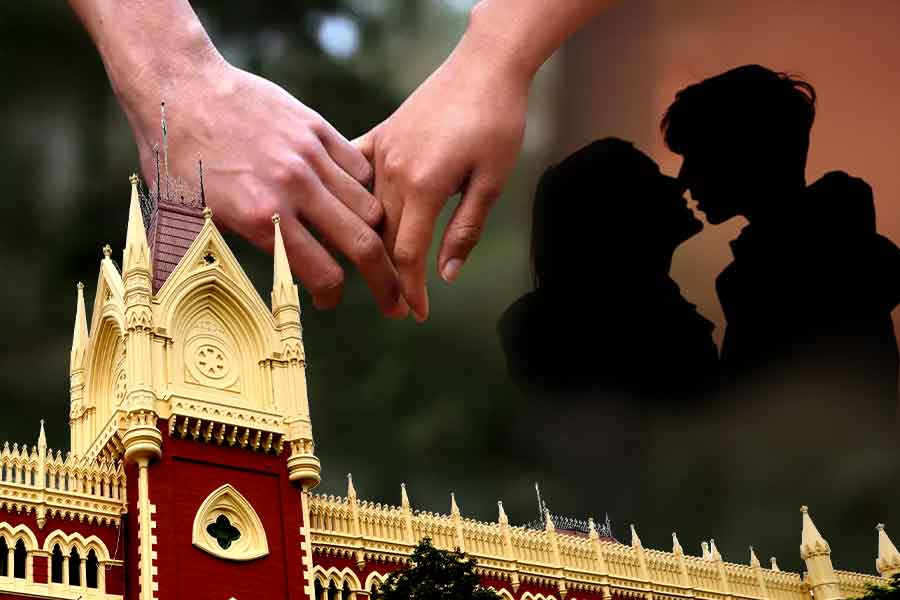 প্রেমের সম্পর্ক থাকলেও যৌনতায় সম্মতি দিতে পারে না নাবালিকা, পর্যবেক্ষণ কলকাতা হাই কোর্টের