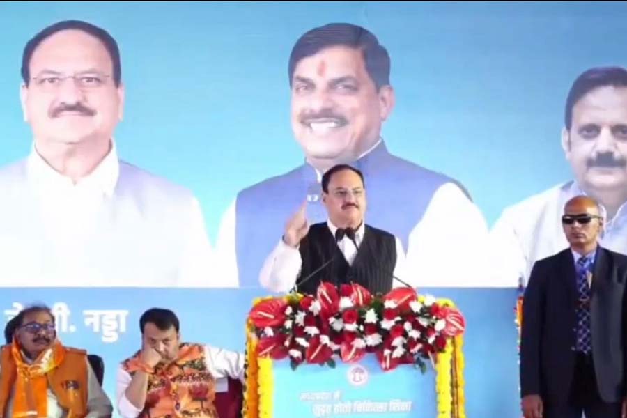 উজ্জয়িনীতে কেন্দ্রীয় মন্ত্রী জেপি নাড্ডা, বিশেষ সফরে মহাকাল মন্দিরে পূজা ও আরতি দর্শন