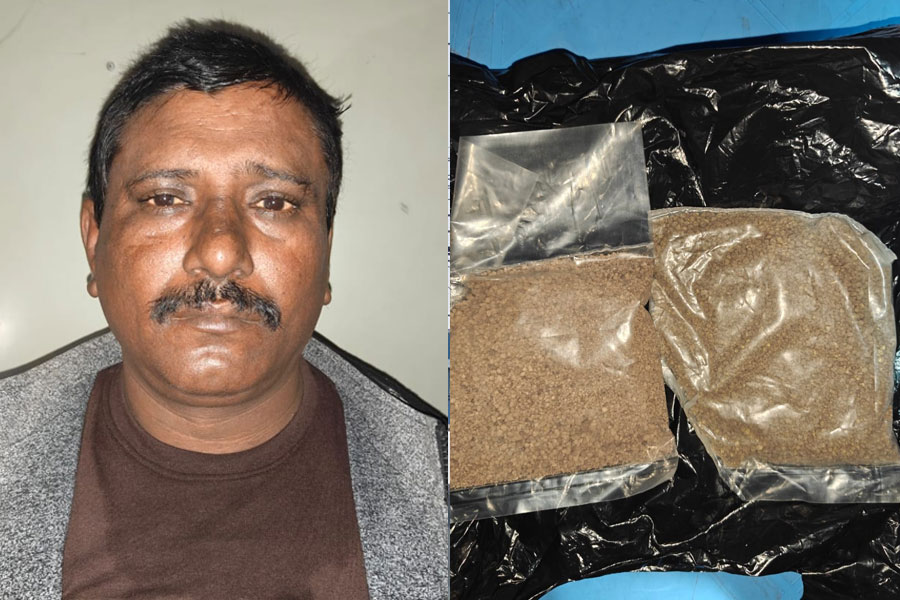 কলকাতায় থেকে ওড়িশায় হেরোইন পাচারের ছক! গভীর রাতে অভিযান চালিয়ে গ্রেপ্তার পাচারকারী
