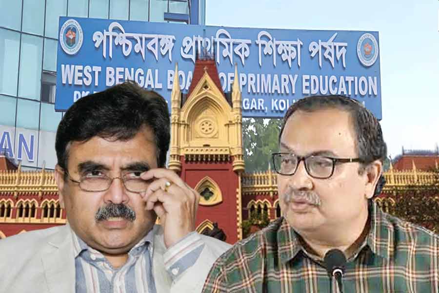 ‘শকুনেরা ক্ষমা চান’, অভিজিৎ গঙ্গোপাধ্যায়ের বিরুদ্ধে স্বতঃপ্রণোদিত মামলার আর্জি কুণালের