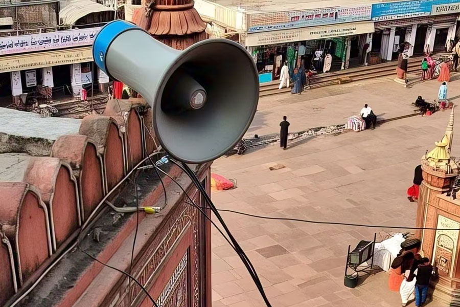 ‘মৌলিক অধিকার নয়’, মসজিদে লাউড স্পিকার বাজানোর অনুমতি দিল না বোম্বে হাই কোর্ট
