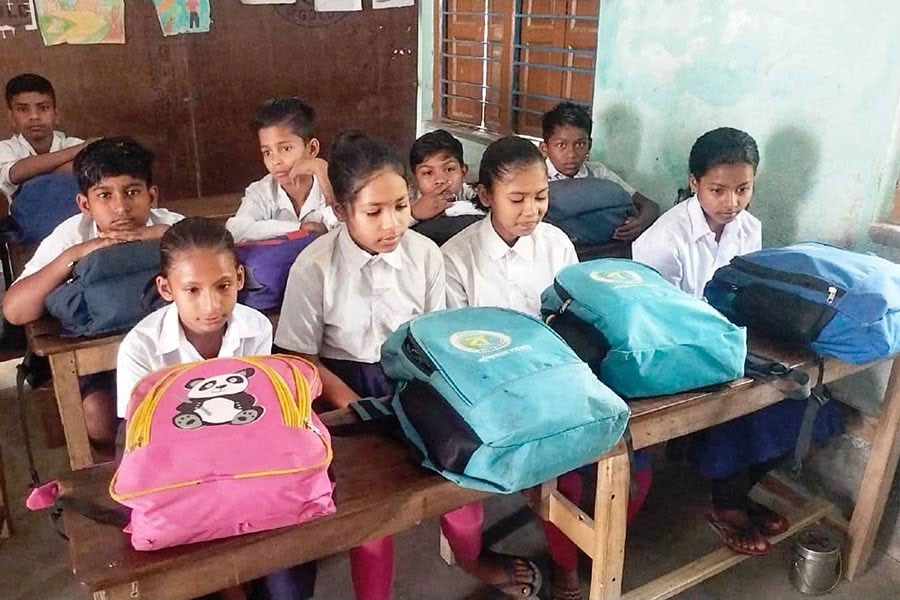শিক্ষক নিয়োগের জন্য শূন্যপদ বাড়ানোর উদ্যোগ, প্রাথমিকের আওতায় ২ হাজার স্কুল