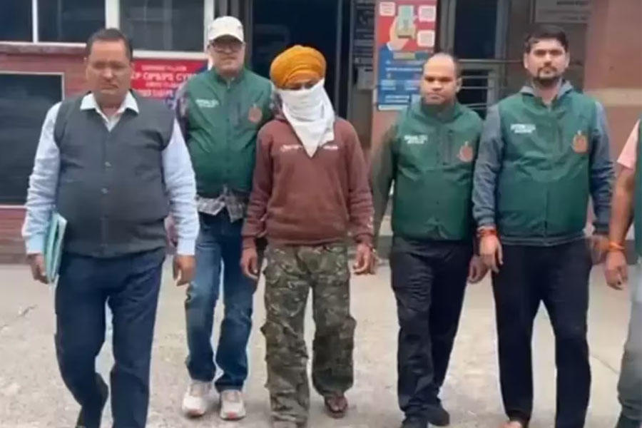 দেশের ৬ জায়গায় নাশকতার ছক বানচাল, গ্রেপ্তার ৩ জঙ্গিকে জেরায় উঠে এল পাক যোগ