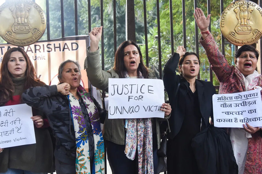 ‘হাই কোর্টের উপর বিশ্বাস উঠে গিয়েছে’, কুলদীপের বিরুদ্ধে সুপ্রিম কোর্টে যাবেন উন্নাও নির্যাতিতার মা